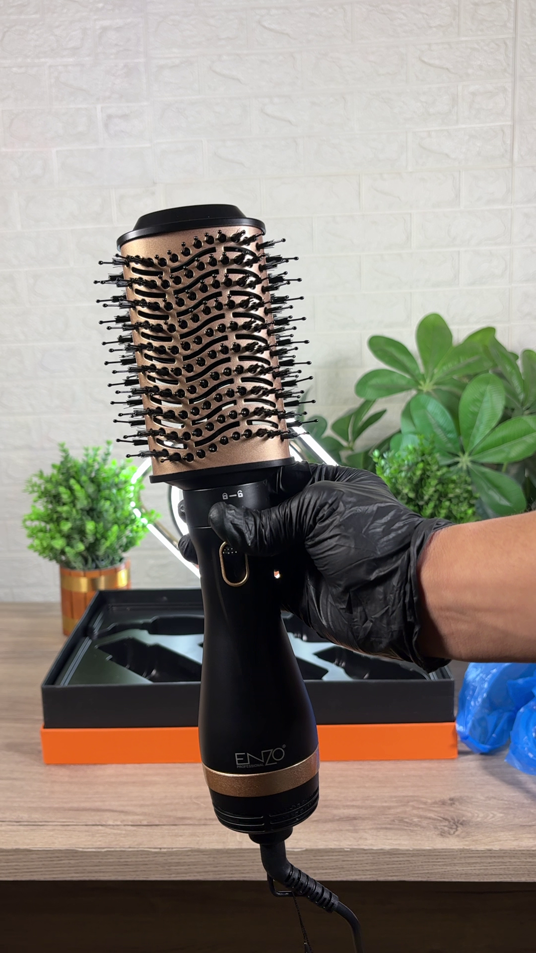 SECHE CHEUVEUX ENZO®  PROFESSIONAL 4EN1