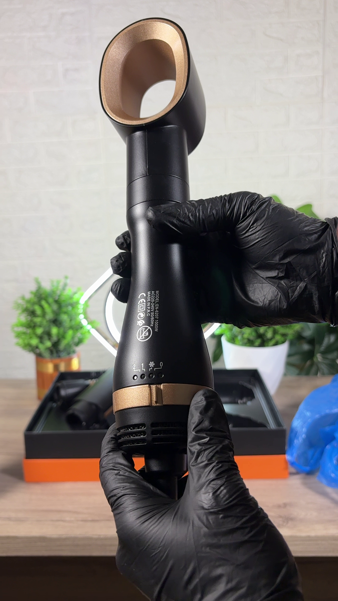 SECHE CHEUVEUX ENZO®  PROFESSIONAL 4EN1